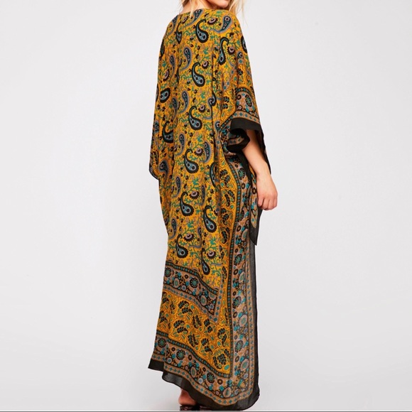 Free People Eternal Flame Paisley Maxi Kimono Black Yellow - Picture 1 of 8